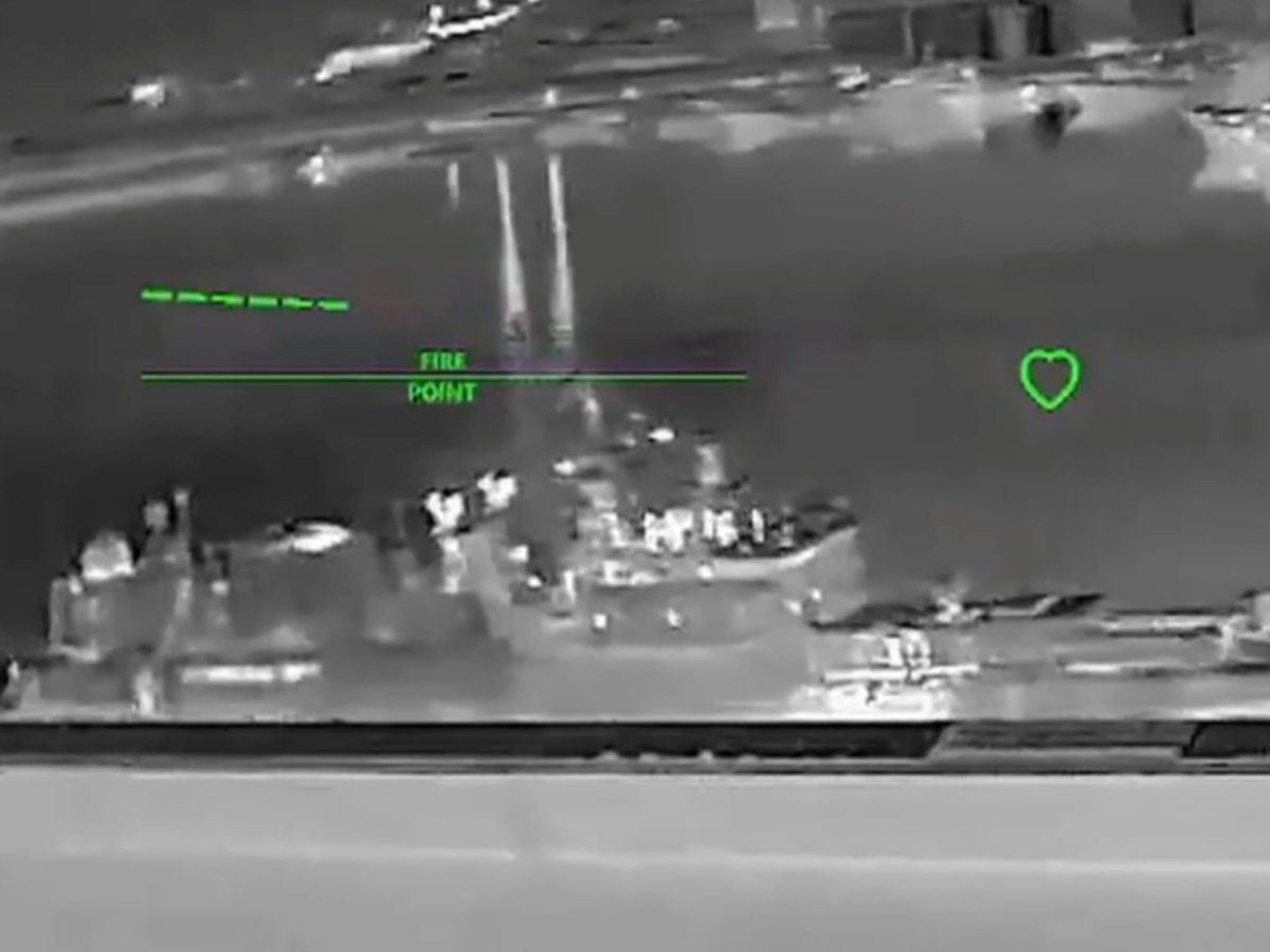 VIDEO Ukrajinci dronovima pogodili vodeću rusku fregatu