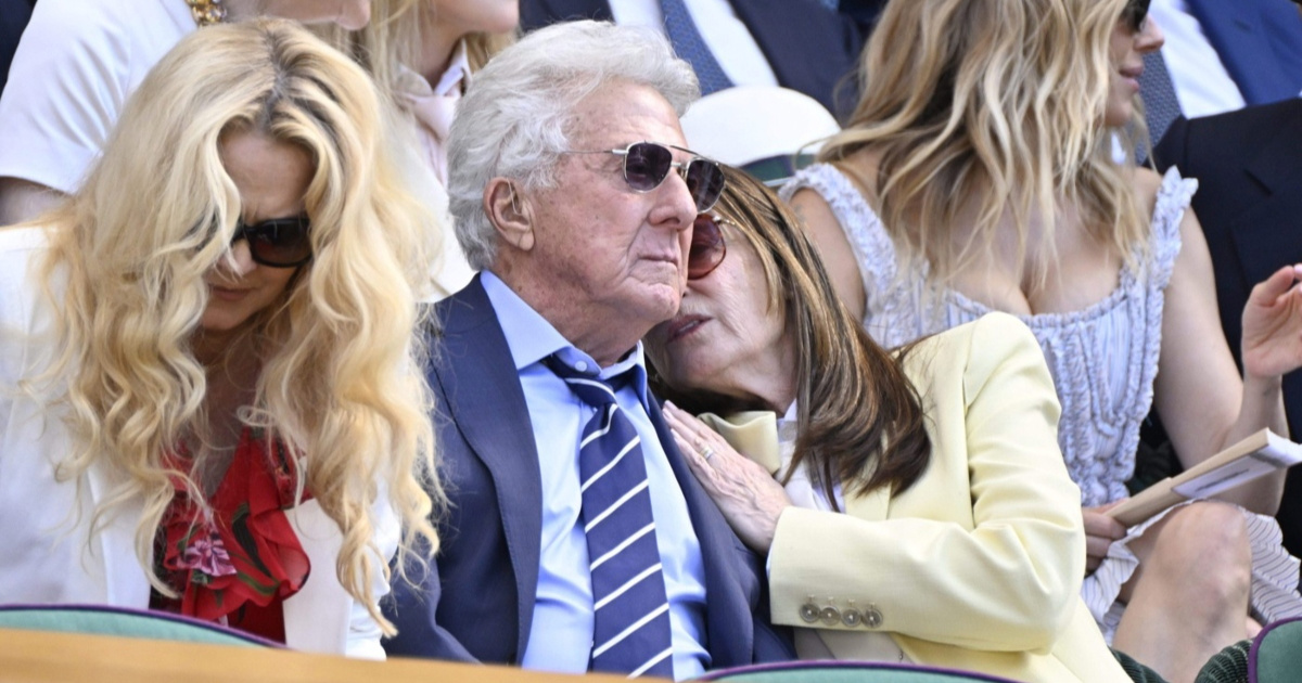 Dustin Hoffman (88) pokazao da godine ne mogu zasjeniti stil i šarm