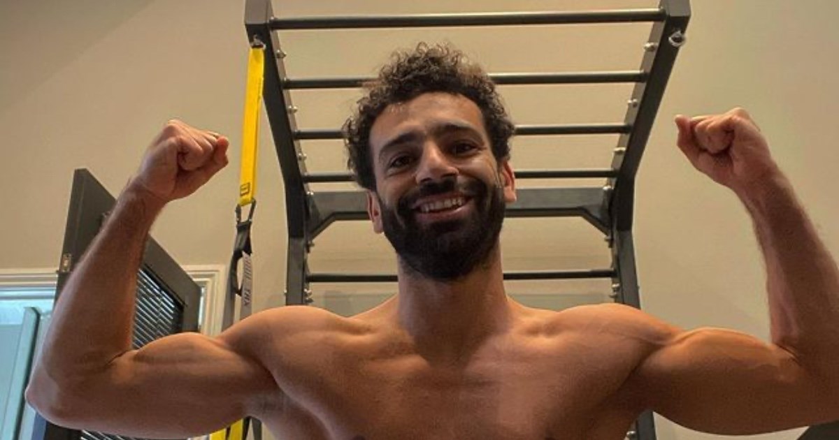 Slavni nogometaš je skinuo majicu i pokazao torzo dostojan Marvelovih superheroja