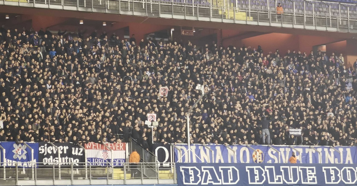 Pogledajte kako su Boysi i Torcida na Maksimiru zajedno skandirali Vukovaru
