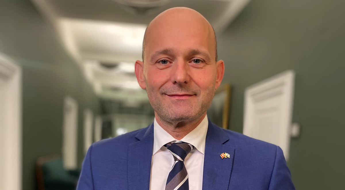 Preminuo šef danskih konzervativaca (52). Tri godine je bio i ministar pravosuđa