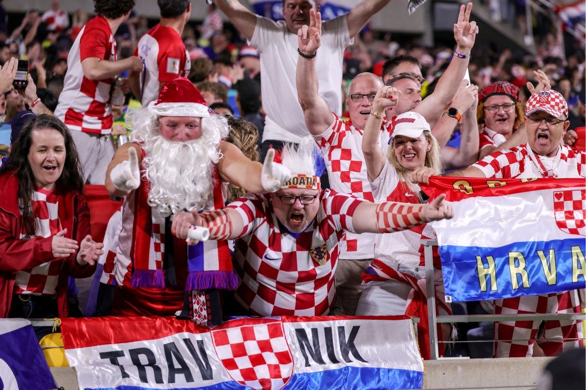 Hrvat iz Kanade odveo cijeli frizeraj na meč reprezentacije. Evo koliko je potrošio