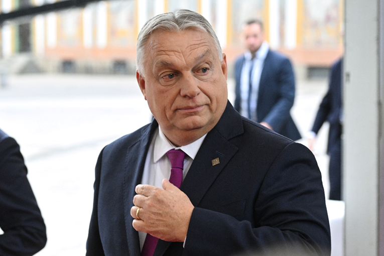 Orban: Europa tetura prema ratu