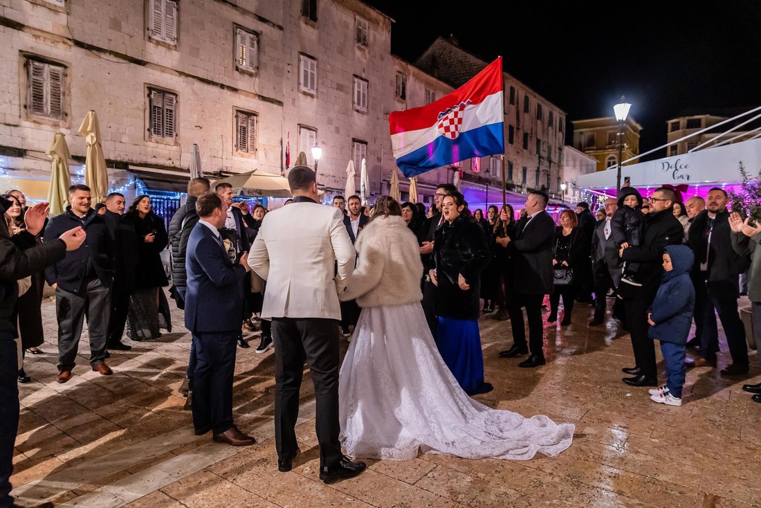 Hrvati raspravljaju o troškovima vjenčanja: "Ceremonija samo za dvoje - 8000 eura"