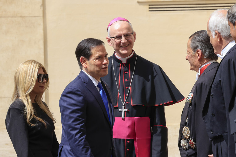 FOTO Rubio stigao u Vatikan