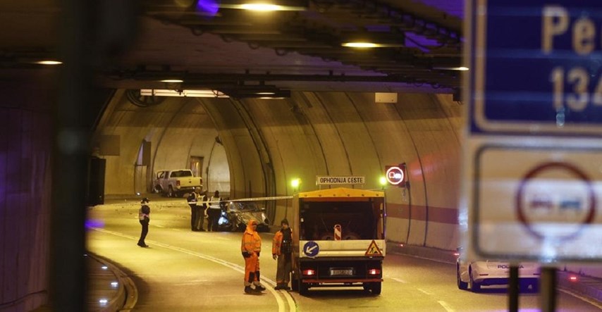 Novi detalji: Putnici iz auta u tunelu u Rijeci su od siline udarca ispali van