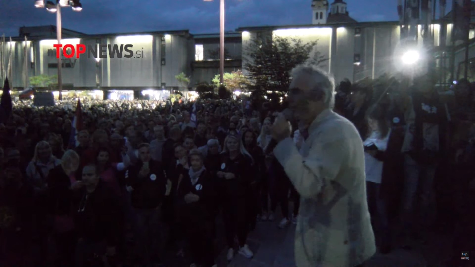 U Ljubljani novi prosvjed protiv mjera i cijepljenja: "Ljudi nose otrov na ustima"