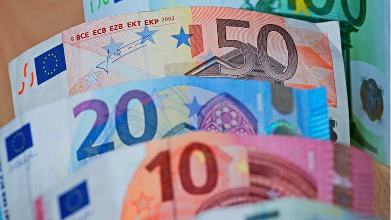 Inflacija u EU prekoračila 10 posto u kolovozu, objavio je Eurostat
