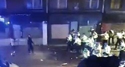 Policajci napadnuti dok su rastjerivali ilegalni ulični tulum u Londonu