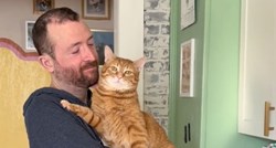 Muškarac obrijao bradu pa smrtno naljutio svog mačka