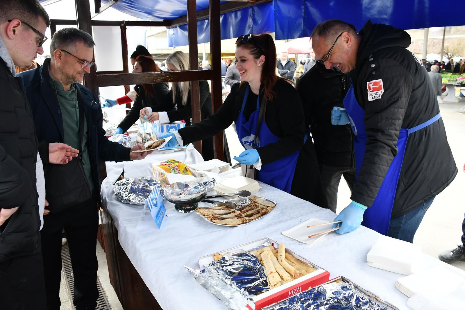 U Slavonskom Brodu održan Dan palačinki za liječenje 15-godišnjeg Kristijana