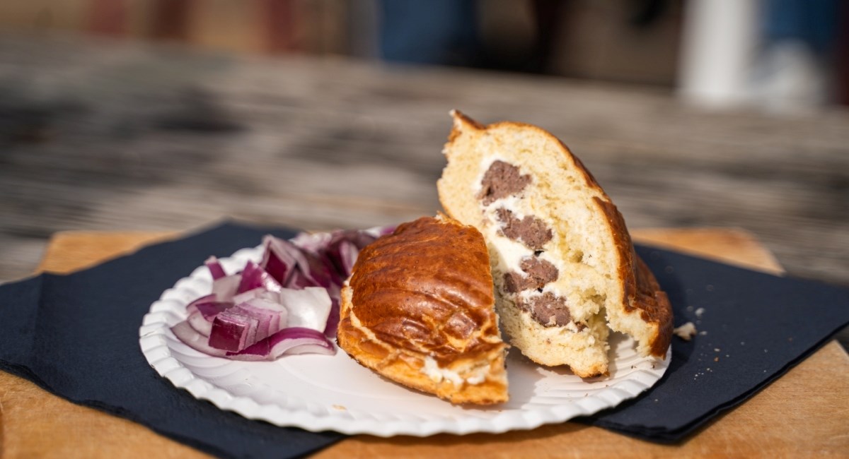 Ćevapi u brioche pecivu na Adventu bili su teški hit, a sada su i na Burger Festivalu