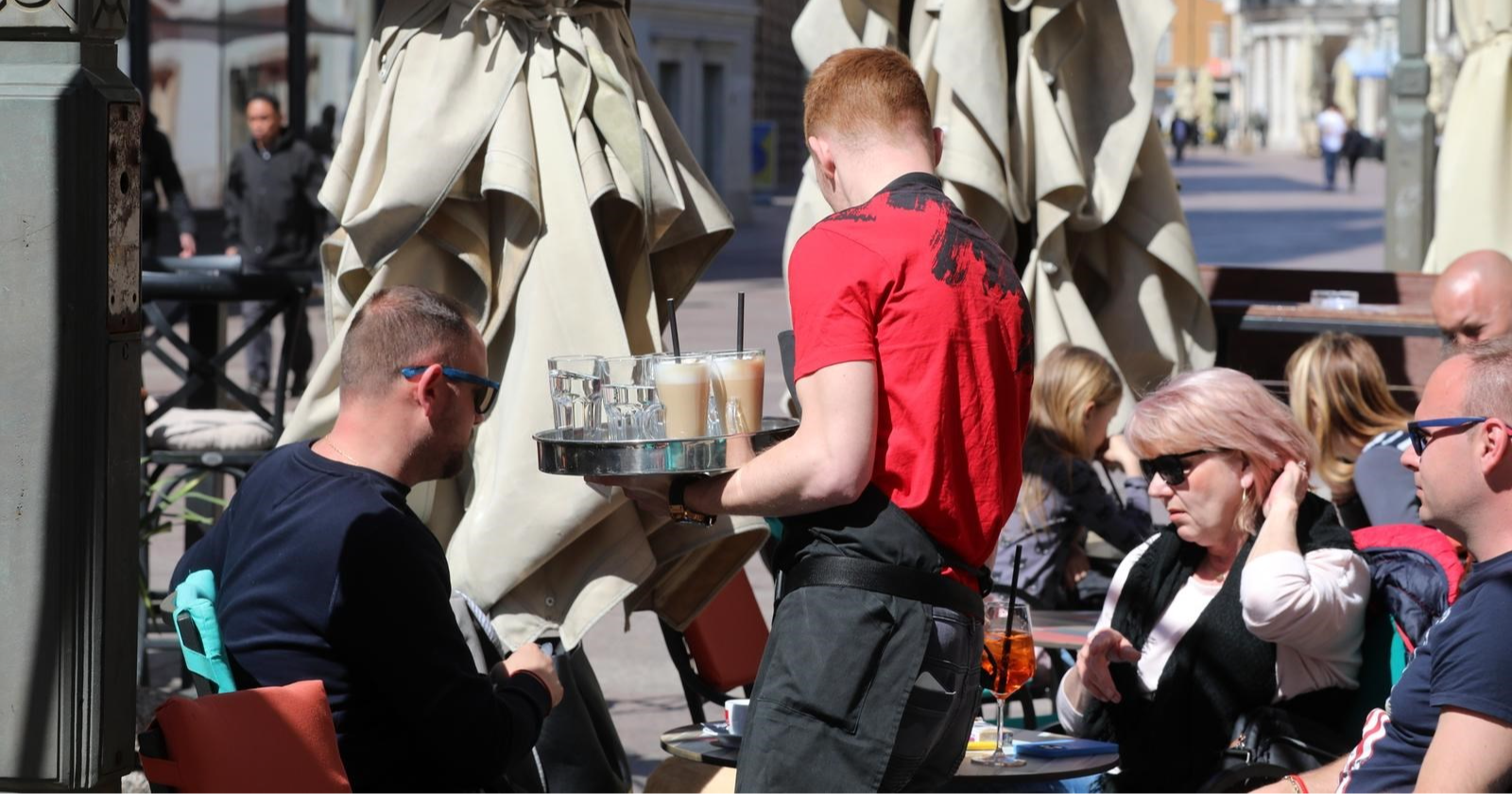 Domaći konobari o svom poslu: "Napojnica je premali dodatak za takav stres"