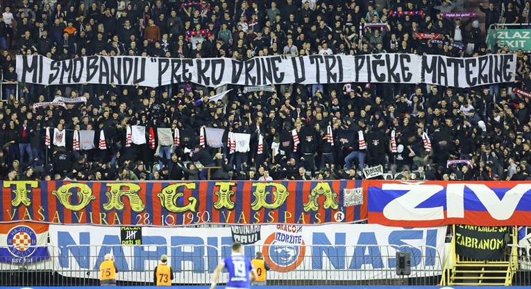 Torcida zapalila plijen od Delija uz poruku navijačima Zvezde