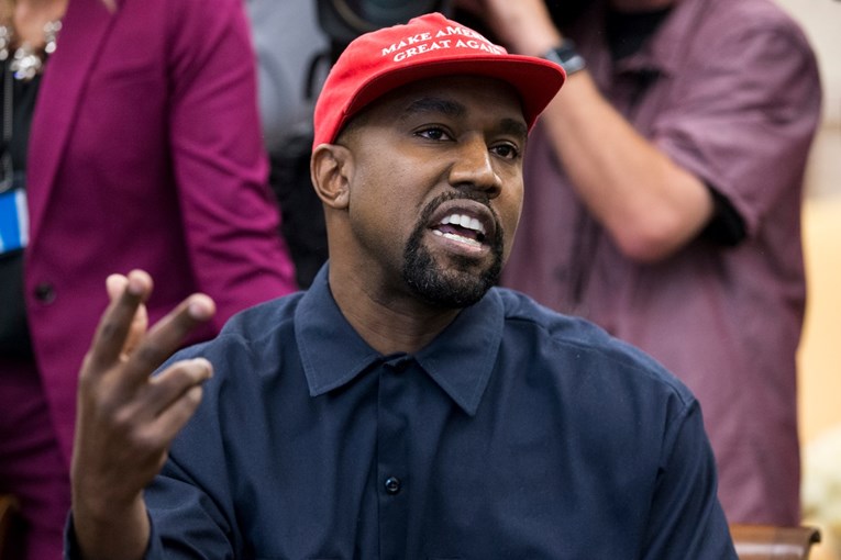 Kanye podivljao na svjedočenju: "Razgovaraš s najbogatijim crncem u Americi"