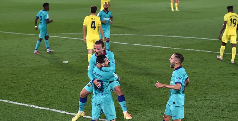 VILLARREAL - BARCELONA 1:4 Barca se prekrasnim golovima vratila u borbu s Realom