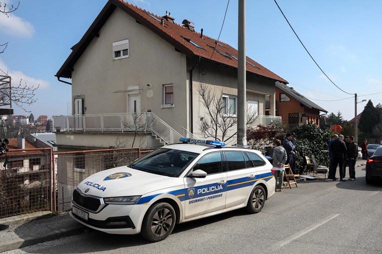 Na Črnomercu ubio oca pa krvav hodao po ulici dok nije uhićen