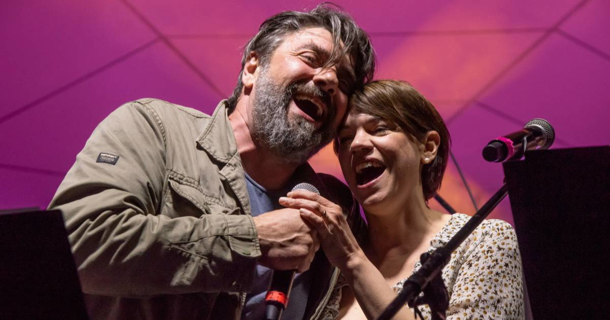 Goran Navojec i Marija Škaričić zapjevali zajedno na festivalu u Bjelovaru