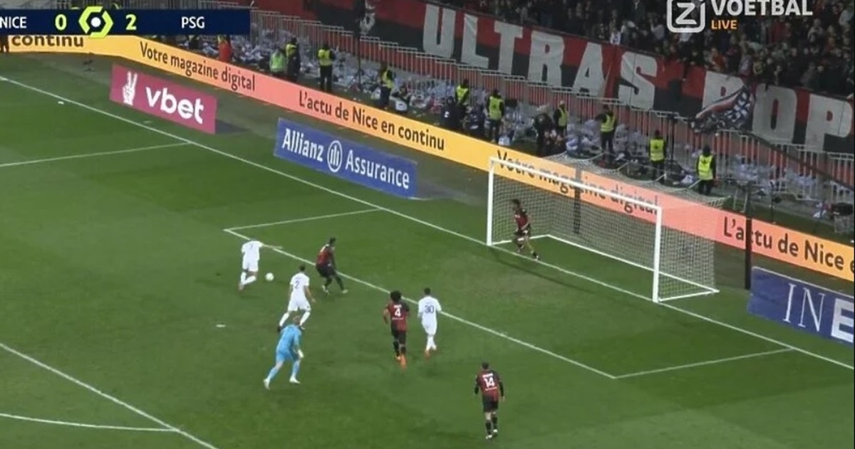 Mbappe je mogao birati kako će zabiti gol. Pogledajte promašaj koji je uslijedio