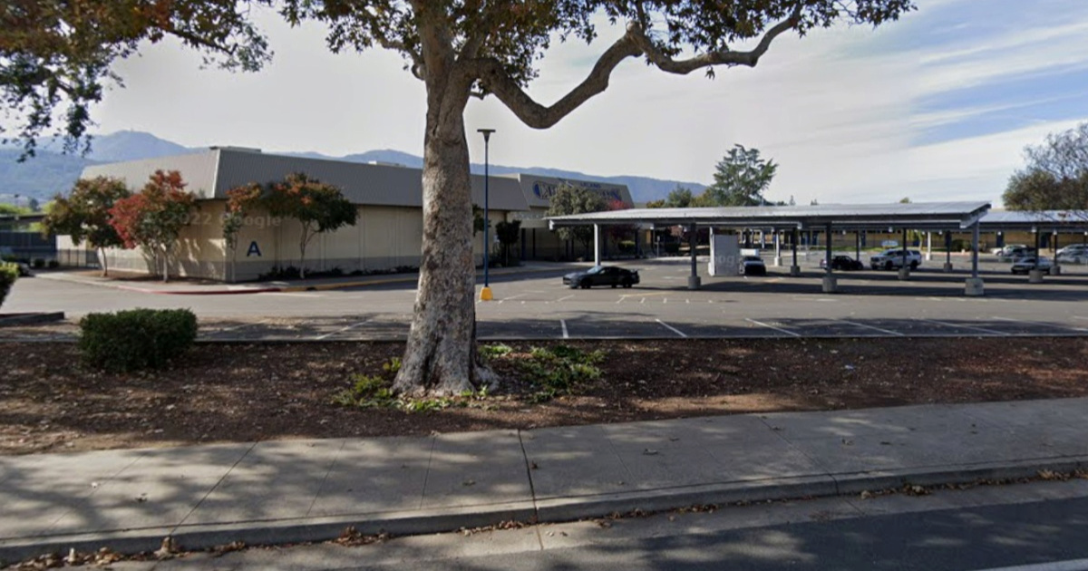 Pucnjava u Mississippiju, četvero mrtvih i 12 ozlijeđenih. Napadač u bijegu