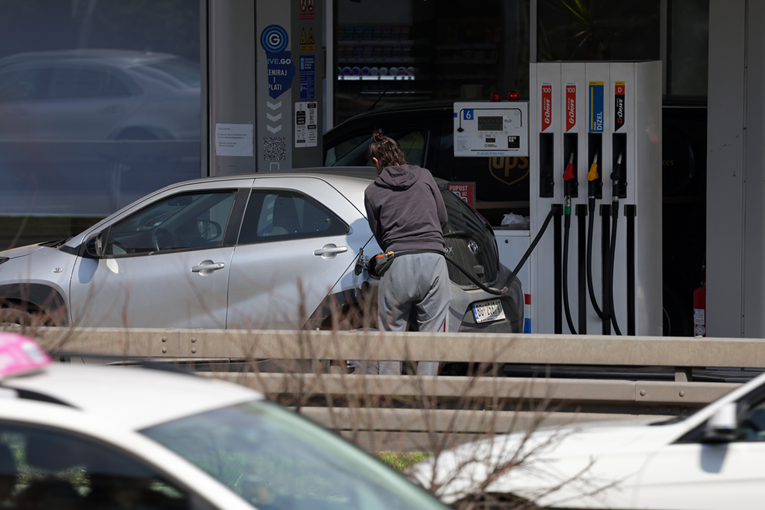 Crna Gora smanjenjem trošarina ublažila rast cijena goriva