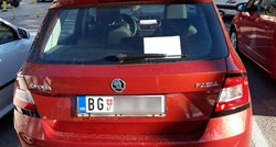 Kinez došao u Split s beogradskim tablicama pa ostavio urnebesnu poruku na autu