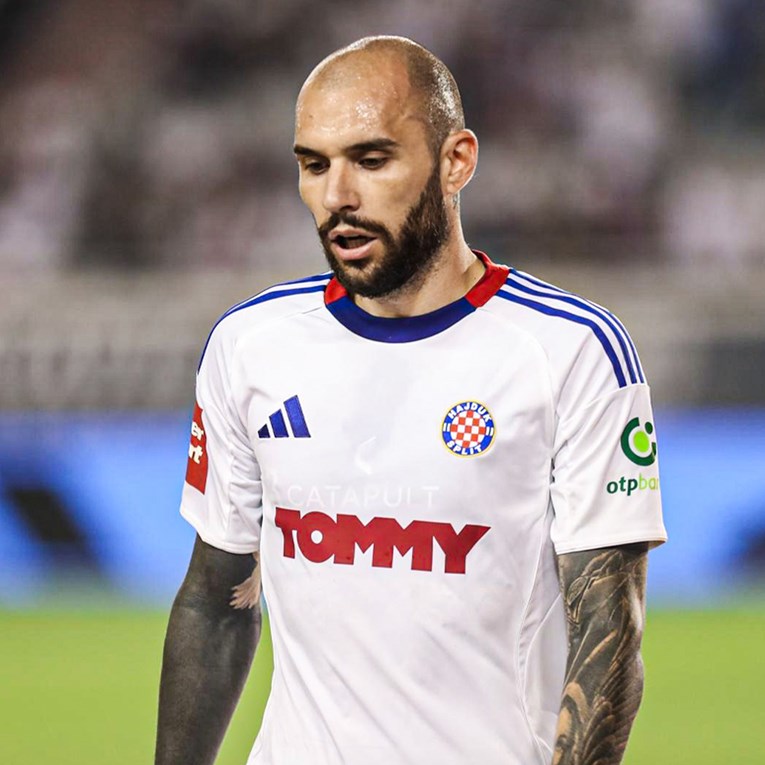 Kalik napadnut u splitskom kafiću. Huligan mu prijetio pa ga pljunuo