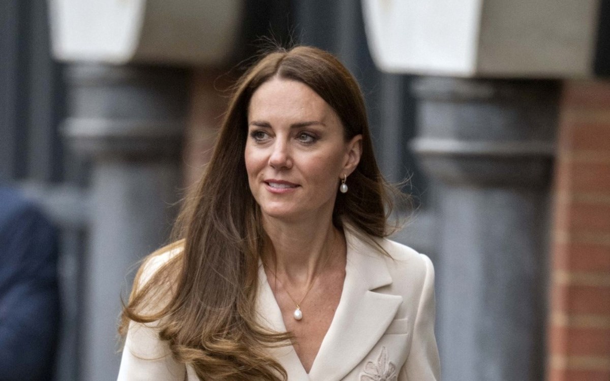 Omiljena ogrlica Kate Middleton sada je na velikom sniženju