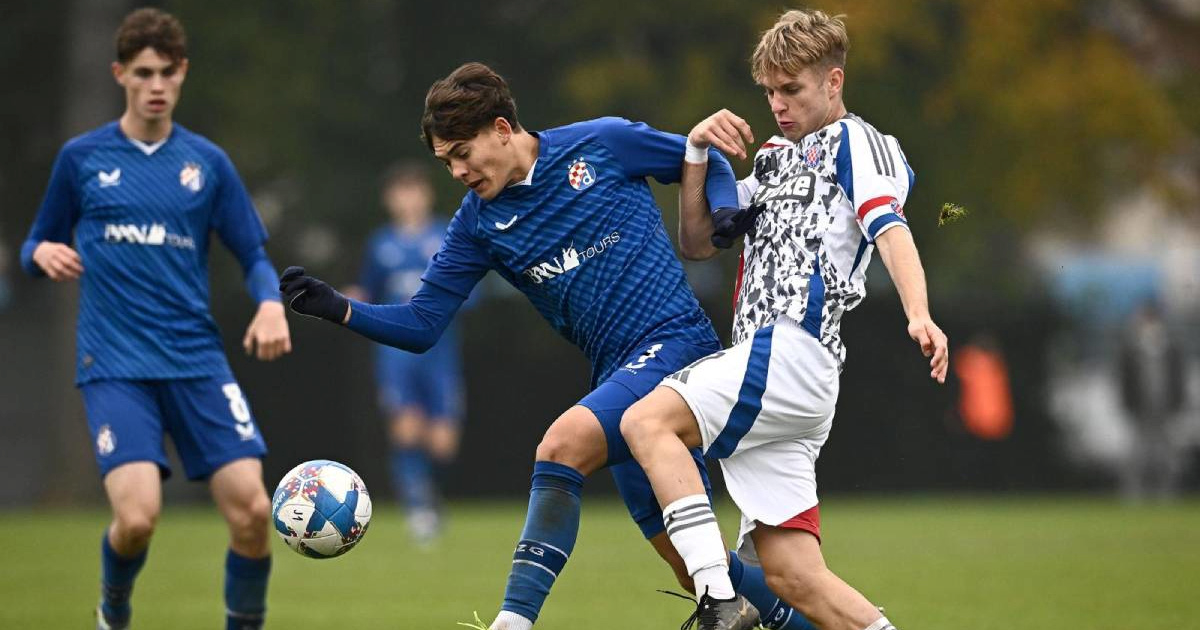 Bio je član zlatne generacije Hajdukovih juniora. Sada ima novi klub