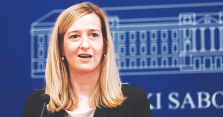 SDP-ovka Ahmetović: Djecu ne šaljemo u školu za život, već u zatvor