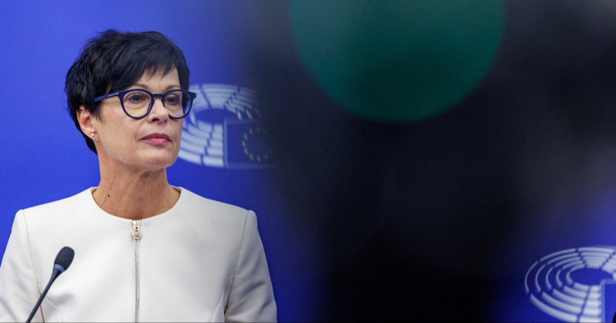Kos upozorila Tursku: "Gušenje oporbe i medija udaljava vas od EU-a"
