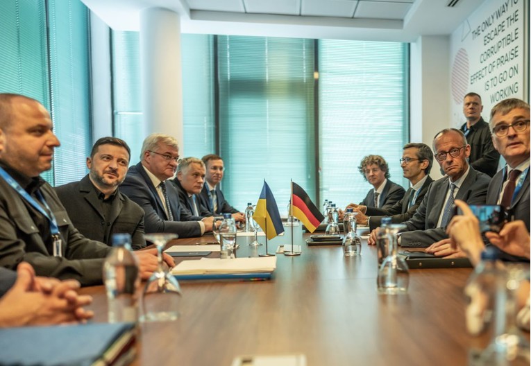 Zelenski potpisao sporazume o dronovima s Danskom, Estonijom i Nizozemskom