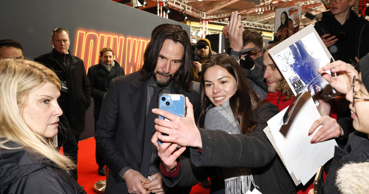 Keanu Reeves dobio bračnu ponudu od obožavateljice. Njegov odgovor nasmijao prisutne