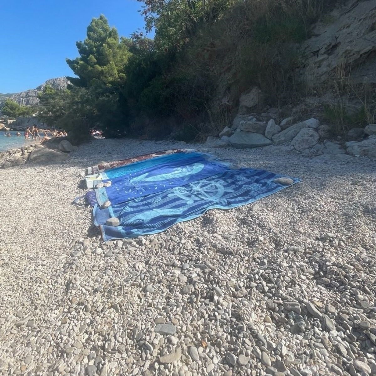 Prizor s jedne plaže u Dalmaciji izazvao raspravu: "Rezervacija vlastite nekretnine"