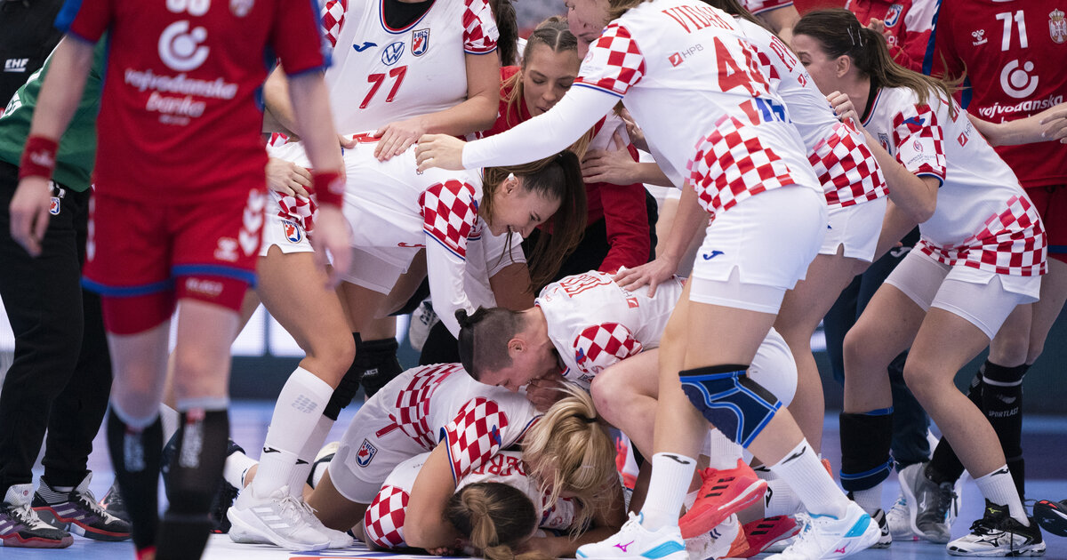Šoštarić: Uspjeli smo zaustaviti zadnji napad s čovjekom manje. Skidam kapu curama