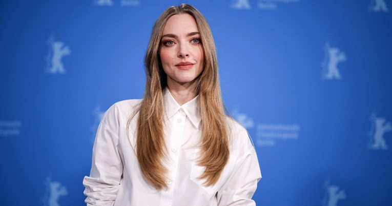 Amanda Seyfried dan započinje s dva jednostavna napitka, ne može bez njih