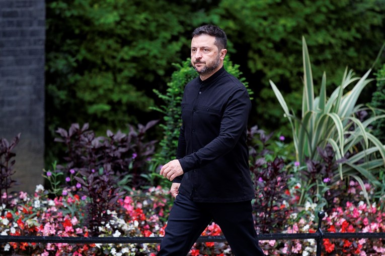 Zelenski uoči sastanka Trumpa i Putina: "Vrijeme je da se rat okonča"