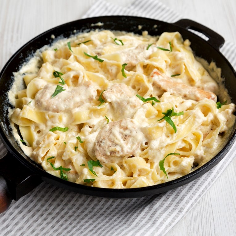 Što skuhati nakon posla? Tri ideje za toplu večeru koja će biti na stolu za pola sata