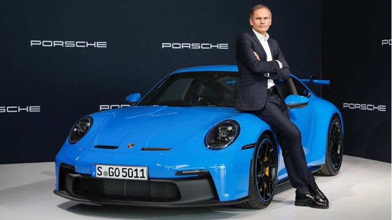 Zbog nezadovoljstva investitora, Blume odlazi iz Porschea