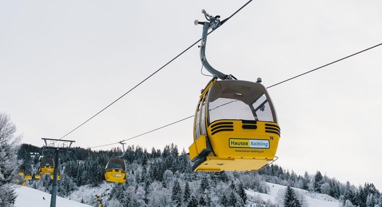 Pala gondola žičare skijališta u Austriji. Obitelj iz Danske spašena helikopterom