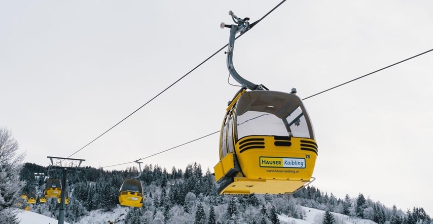 Pala gondola žičare skijališta u Austriji. U njoj bila danska obitelj, ozlijeđeni su