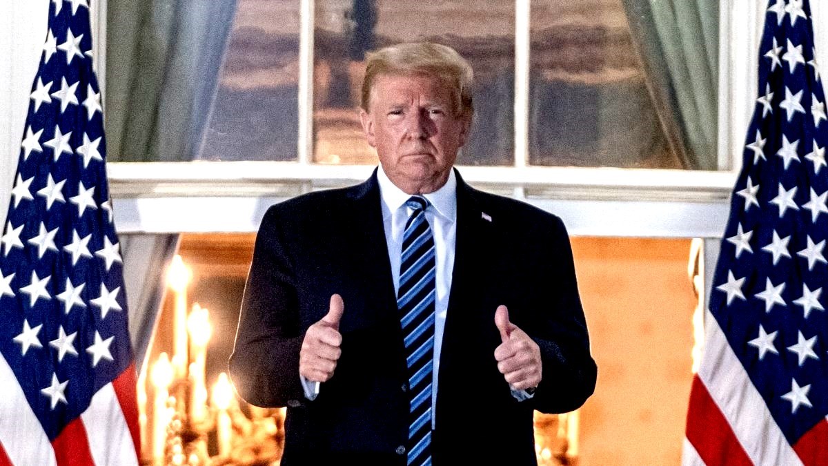 Osoblje Bijele kuće u strahu od kada se zaraženi Trump vratio. "Nervoza samo raste"