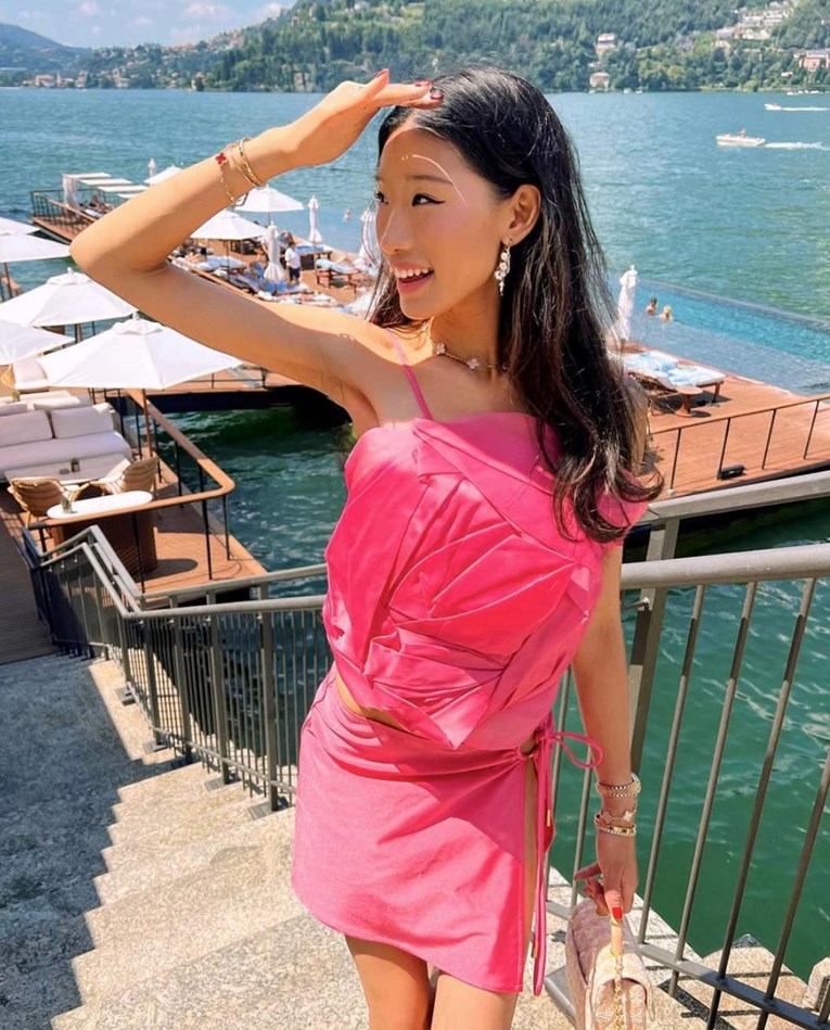 Superbogate influencerice pokušale dijeliti "životne mudrosti". Ljudi: Daj, šutite