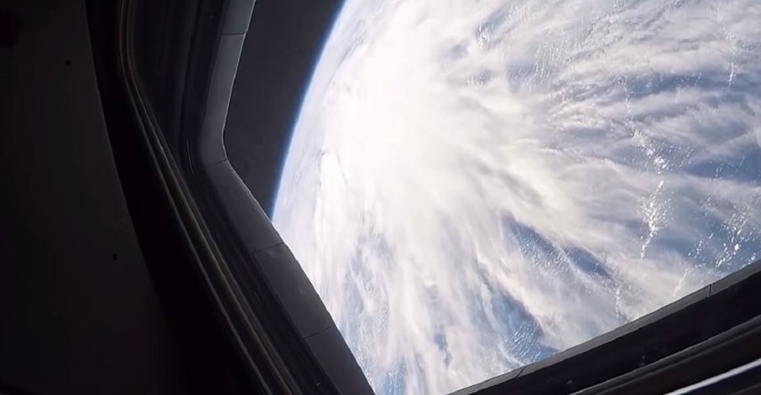Pogled na Zemlju iz orbite: Snimka iz unutrašnjosti kabine Boeingove kapsule