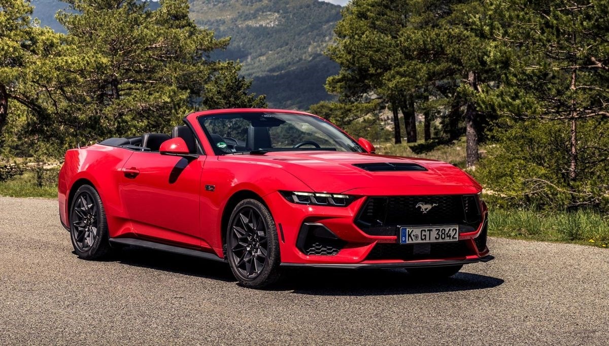 Ford oduševio s novom odlukom. Kultni Mustang ostaje čistokrvan benzinac