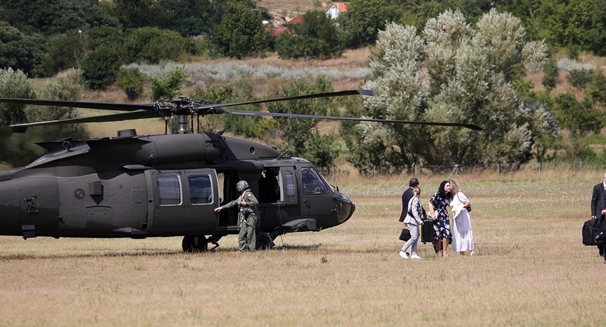 Kosovska predsjednica helikopterom Black Hawk stigla u Sinj, pozvao je Milanović