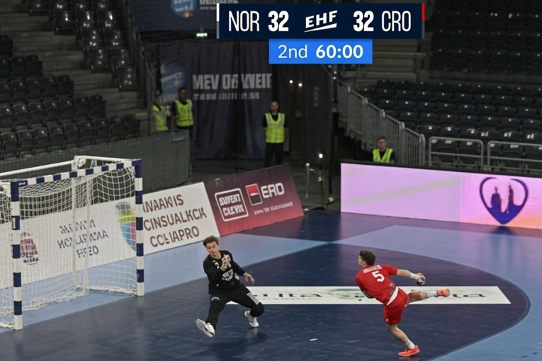 Mladi hrvatski rukometaši u zadnjoj sekundi izborili prolaz na Euru. Pogledajte dramu