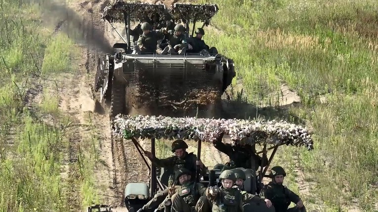 Bjelorusija gomila vojsku blizu ukrajinske granice. Lukašenko izdao naredbu