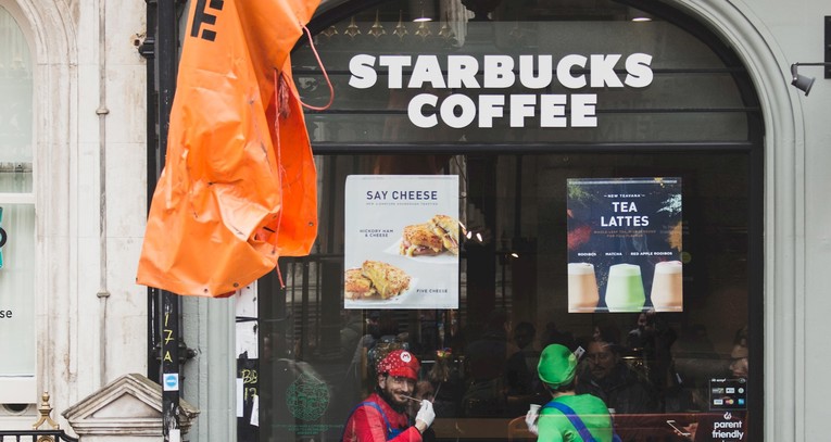 Starbucks u Italiji u ponudu uvodi kave s maslinovim uljem