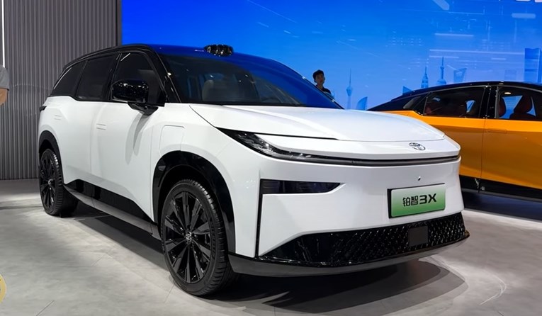 Toyota lansirala najjeftiniji električni SUV u Kini, košta od 13.600 eura